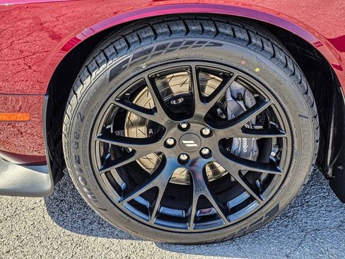 Used 2018 Dodge Challenger R/T Scat Pack w/ Dynamics Package image 8