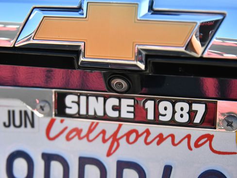 Used 2022 Chevrolet Traverse LT image 39