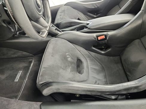 Used 2018 McLaren 720S Performance RWD image 38