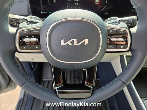 New 2026 Kia Carnival SX Prestige image 16