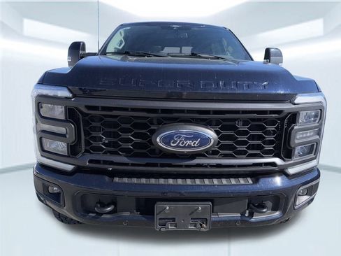 Used 2024 Ford F250 Lariat w/ Lariat Ultimate Package image 2