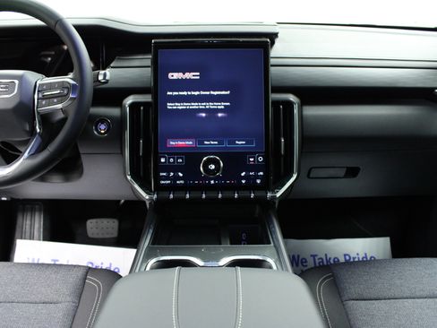 New 2026 GMC Acadia Elevation FWD image 19