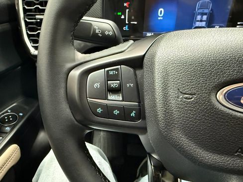 Used 2025 Ford Ranger XLT w/ FX4 Off-Road Package image 28