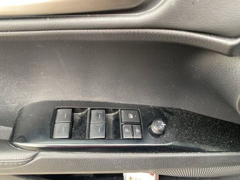 Used 2025 Toyota Camry XSE image 11