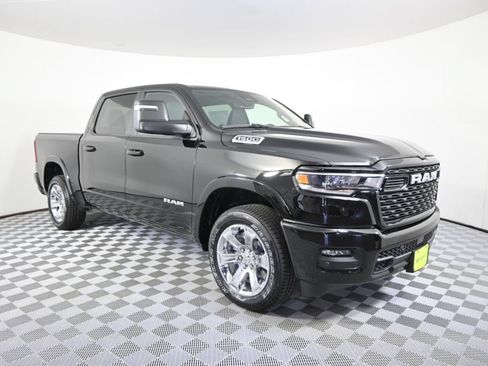 Used 2026 RAM 1500 Big Horn AWD/4WD image 10