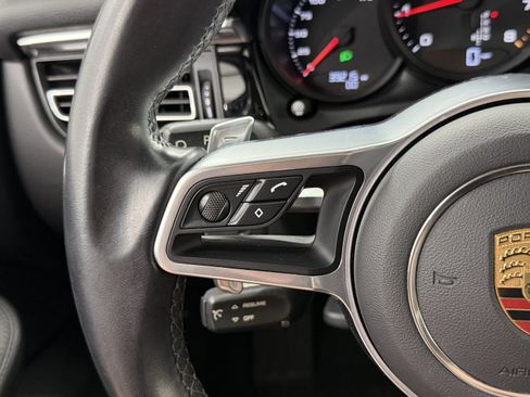 Certified 2021 Porsche Macan AWD/4WD image 45