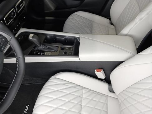 Used 2026 Nissan Sentra SL w/ Floor Mat Package FWD image 17