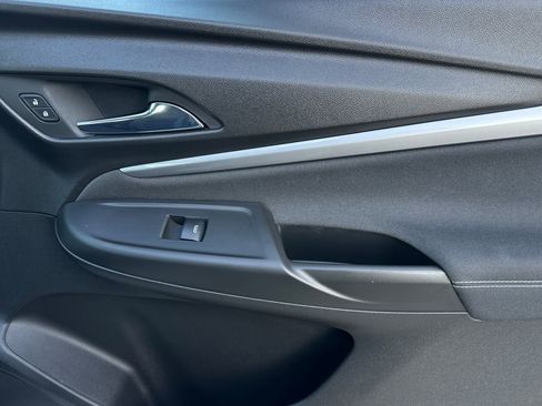 Used 2022 Chevrolet Bolt EUV LT image 21