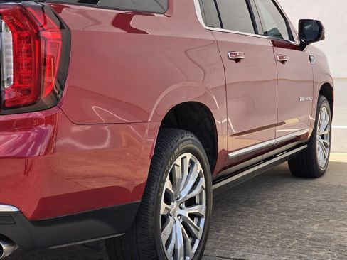 Used 2022 GMC Yukon XL Denali AWD/4WD image 43
