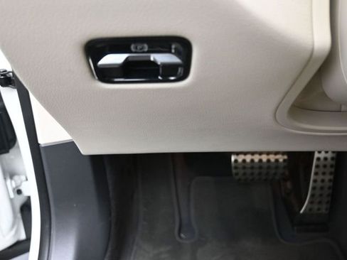 Used 2023 Mercedes-Benz S 500 4MATIC image 16