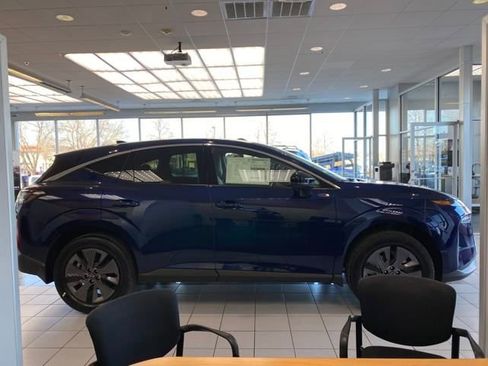 New 2025 Nissan Murano SL image 6