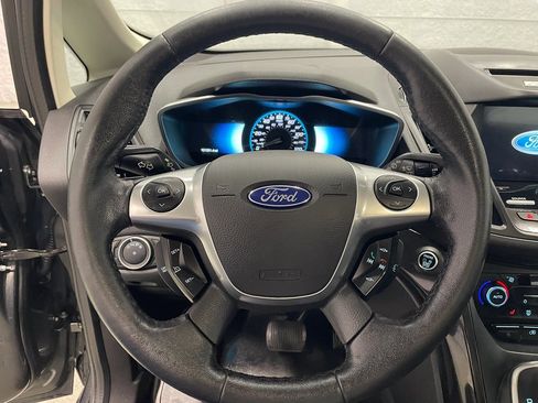 Used 2017 Ford C-MAX Energi Titanium image 13