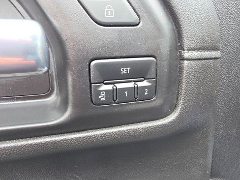 Used 2021 Chevrolet Silverado 2500 LTZ w/ LTZ Plus Package image 37