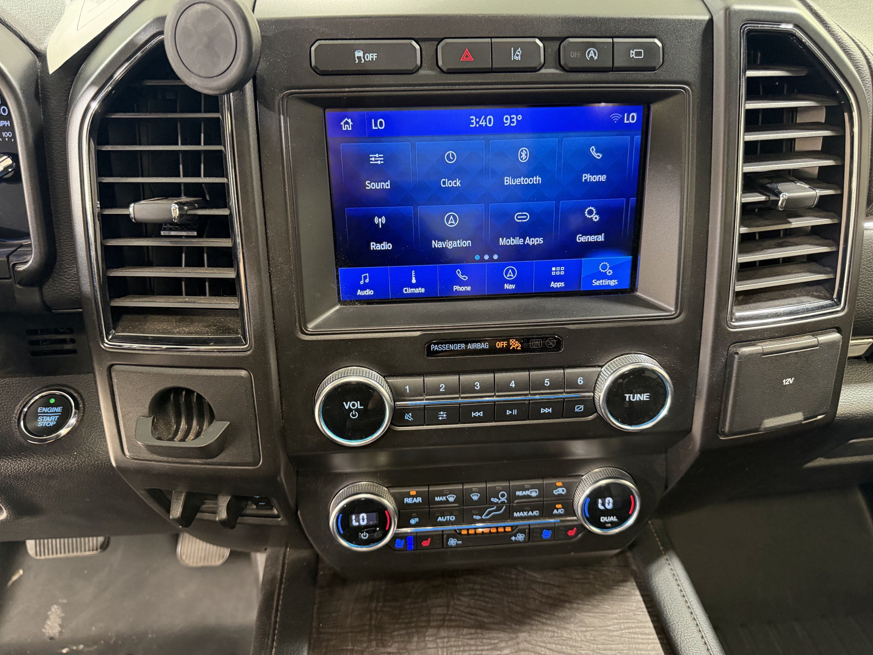 Used 2019 Ford Expedition Limited w/ Equipment Group 302A RWD image 18