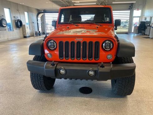 Used 2015 Jeep Wrangler Unlimited Sport w/ Quick Order Package 24S AWD/4WD image 2