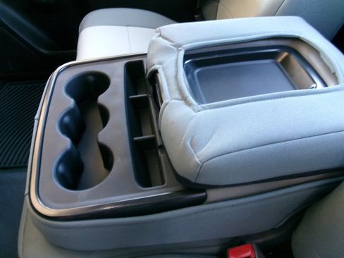 Used 2018 Chevrolet Silverado 1500 W/T w/ Chrome Bumper Package image 16