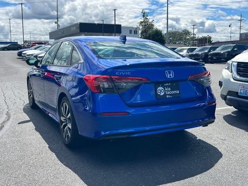 Used 2023 Honda Civic EX image 6