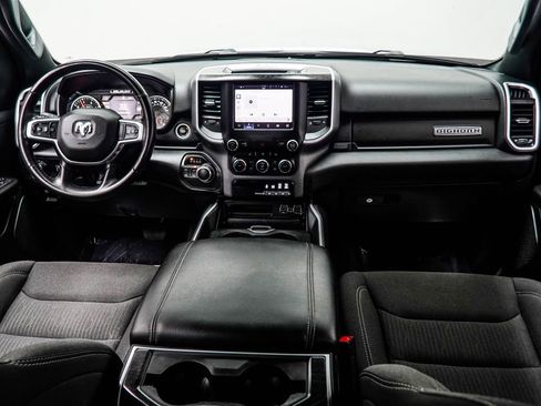 Used 2022 RAM 1500 Big Horn AWD/4WD image 5