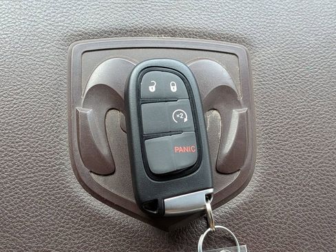 Used 2018 RAM 2500 Laramie image 28