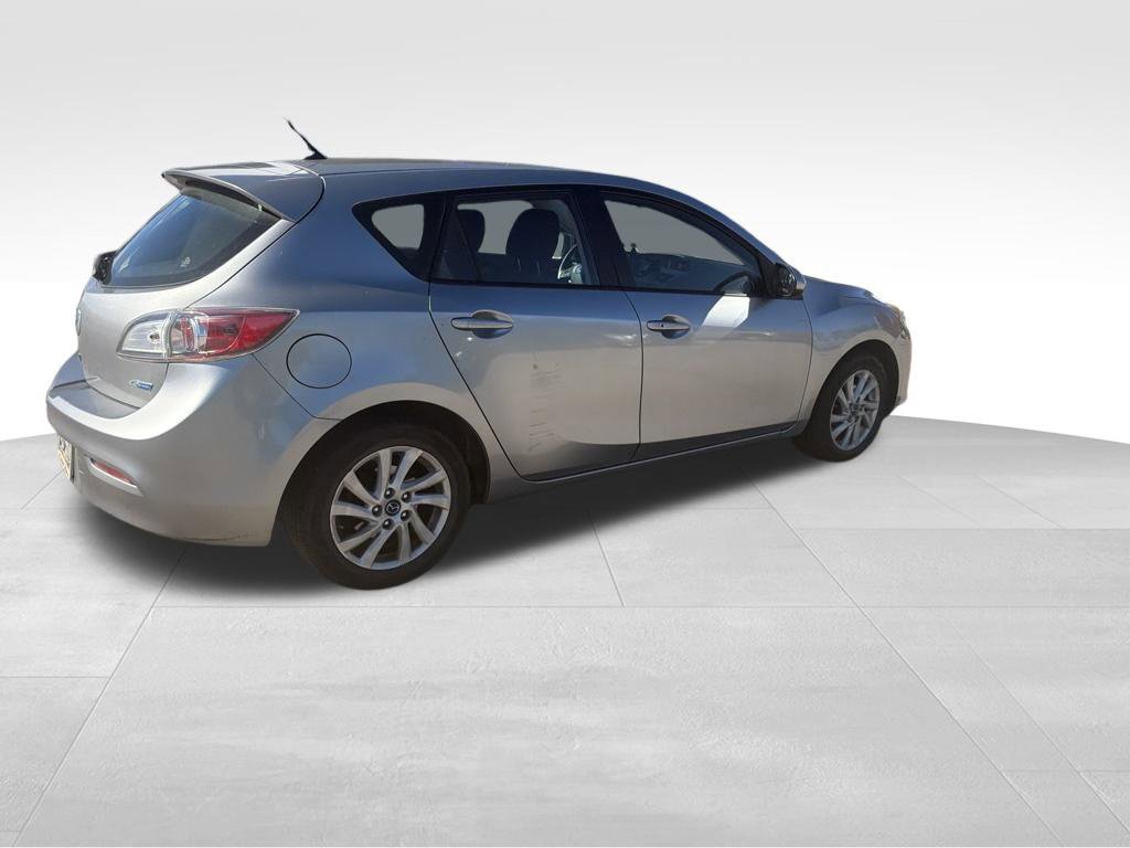 Used 2013 MAZDA MAZDA3 i Touring FWD image 9