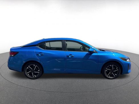Used 2025 Nissan Sentra SV FWD image 13