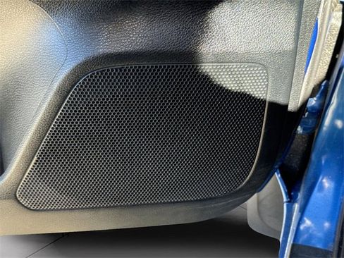 Used 2017 Toyota Tacoma TRD Sport image 14