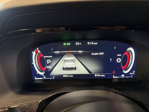 Certified 2025 Nissan Pathfinder Platinum image 22