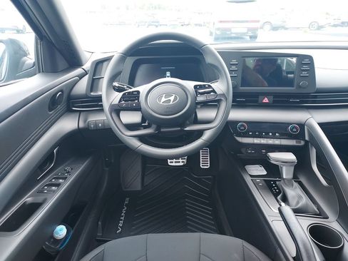 New 2026 Hyundai Elantra Sport FWD image 13
