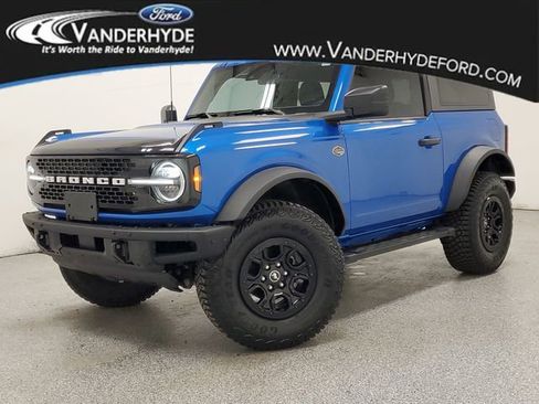 Used 2024 Ford Bronco Wildtrak image 1