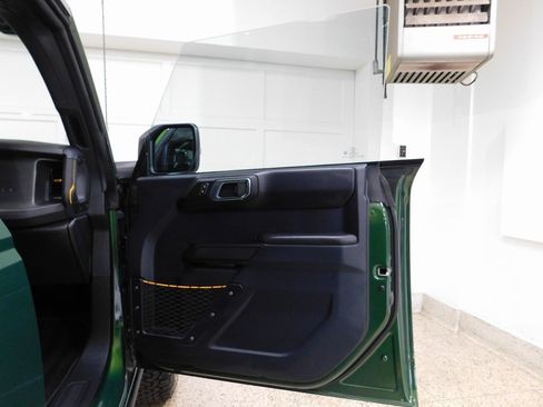 Used 2024 Ford Bronco Badlands image 92