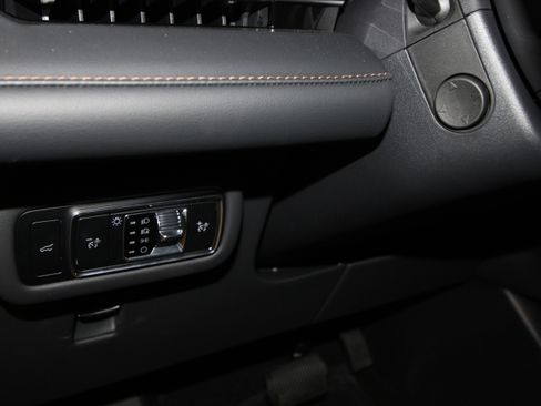 New 2026 Lincoln Nautilus Premier w/ Jet Appearance Package image 9