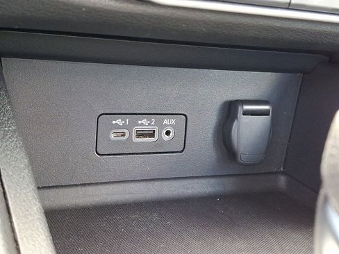 Used 2023 Nissan Sentra SV FWD image 24