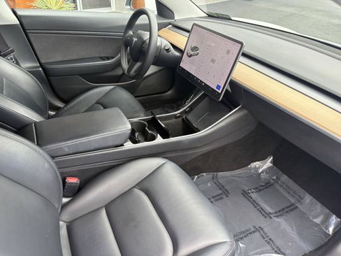 Used 2020 Tesla Model 3 Performance AWD/4WD image 15