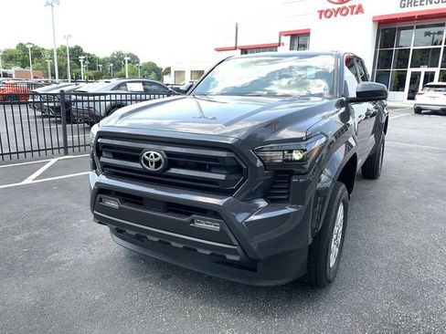 Used 2024 Toyota Tacoma SR5 RWD image 4