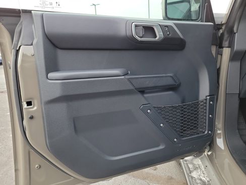 New 2025 Ford Bronco Outer Banks image 15