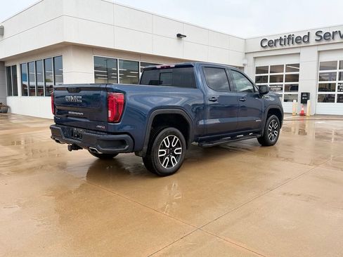 Used 2019 GMC Sierra 1500 AT4 w/ AT4 Premium Package AWD/4WD image 3