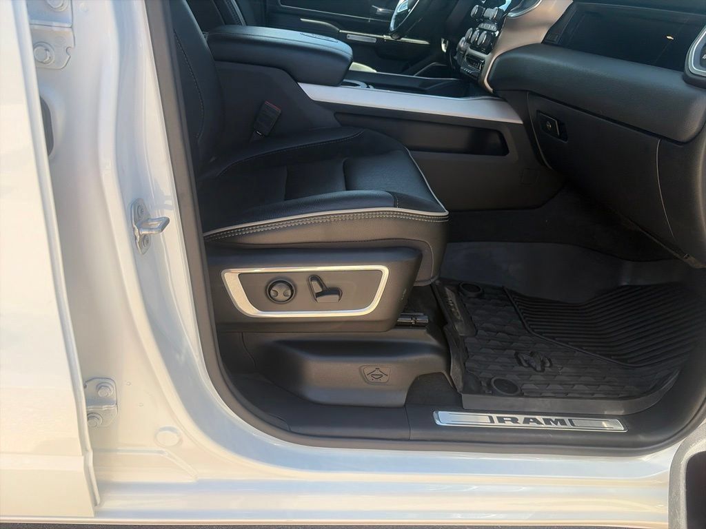 Used 2022 RAM 1500 Laramie RWD image 27