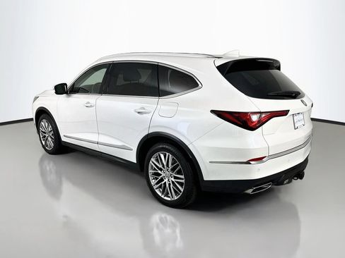 Used 2023 Acura MDX SH-AWD w/ Advance Package image 3
