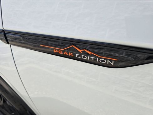 Used 2024 Volkswagen Atlas Peak Edition SE AWD/4WD image 26
