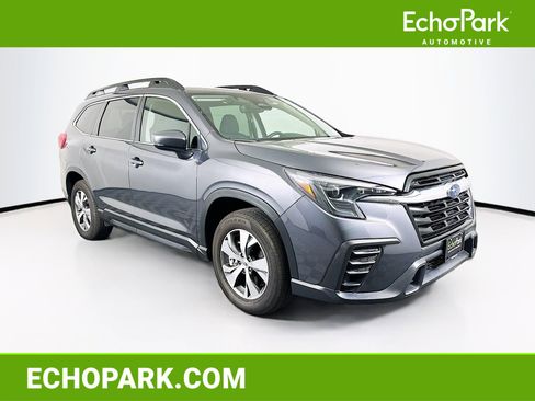Used 2024 Subaru Ascent Premium w/ Convenience Package image 1