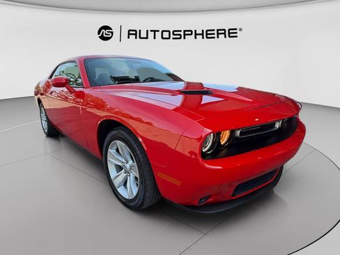Used 2023 Dodge Challenger SXT RWD image 12