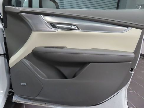 Certified 2023 Cadillac XT5 Premium Luxury w/ Technology Package image 12