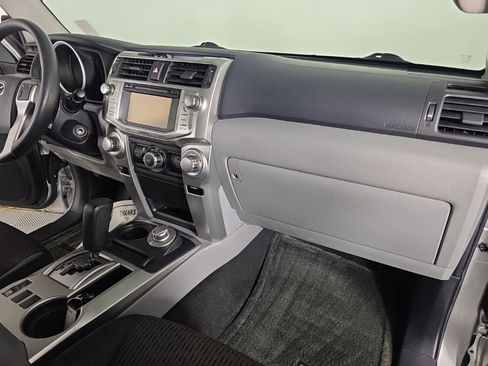 Used 2013 Toyota 4Runner SR5 w/ Convenience Pkg image 41
