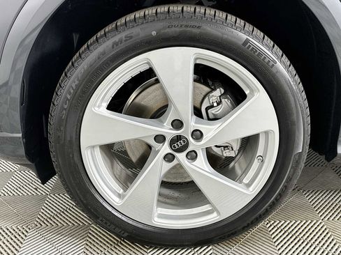 New 2025 Audi Q5 Premium Plus image 30