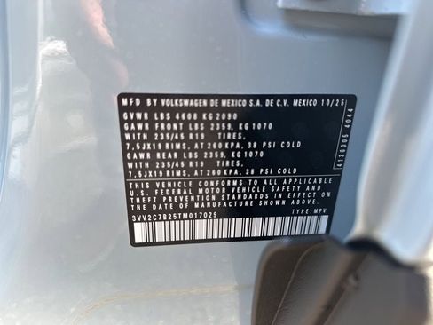 New 2026 Volkswagen Taos SE image 29