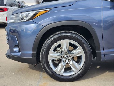 Used 2018 Toyota Highlander Limited image 8