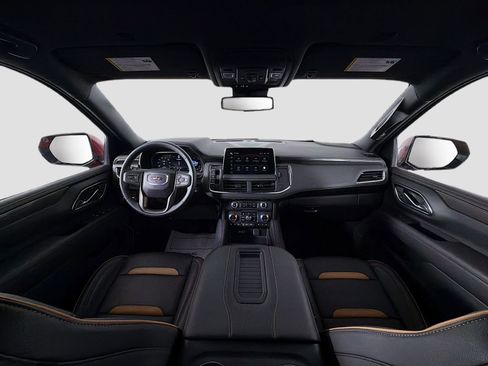 Used 2024 GMC Yukon AT4 w/ Technology Package image 9