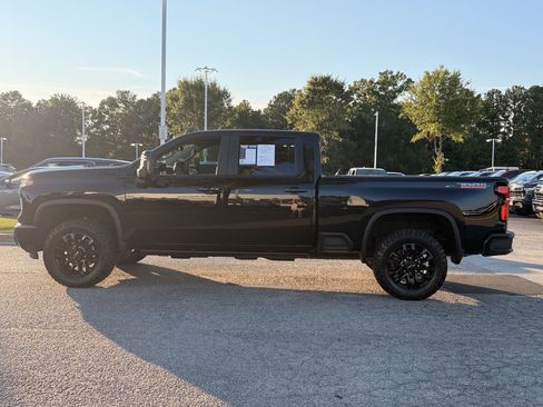 Used 2026 Chevrolet Silverado 2500 LT w/ Trail Boss Package AWD/4WD image 9