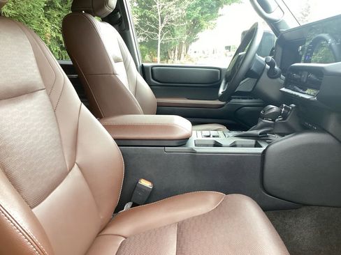 Used 2025 Toyota Land Cruiser w/ Premium Package AWD/4WD image 7