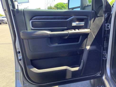 Used 2024 RAM 2500 Big Horn w/ Bed Utility Group AWD/4WD image 9